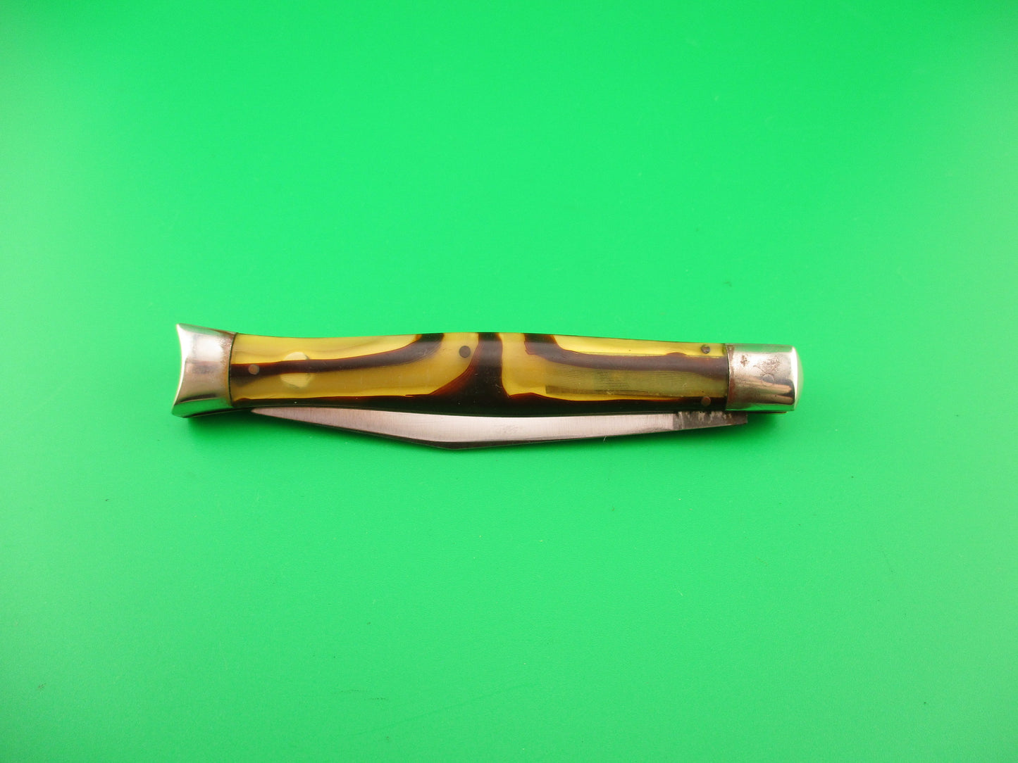 SCHRADE WALDEN #151 Fishtail Butter & Molasses celluloid Vintage automatic knife