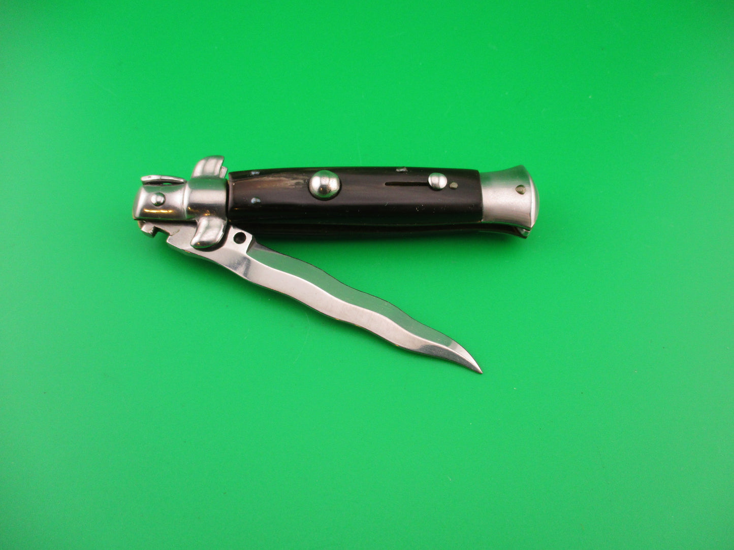 Sterile 18cm Italian Swivel Bolster KRIS blade vintage automatic knife