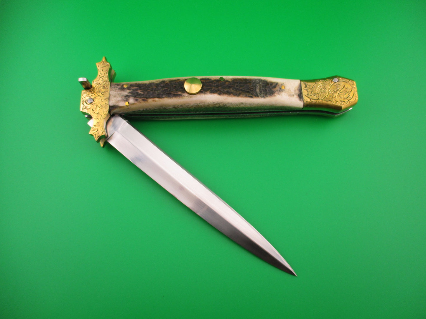 Custom Medieval 34cm Dagger Brass bolster Stag Hand Made Automatic knife