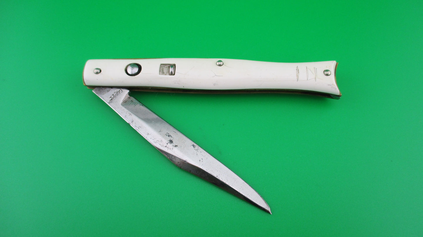 Edgemaster Fishtail 1950s White synthetic handles vintage switchblade