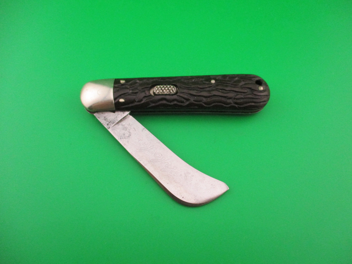 Flylock Scout Hawkbill Black Wormgroove switchblade knife etched blade