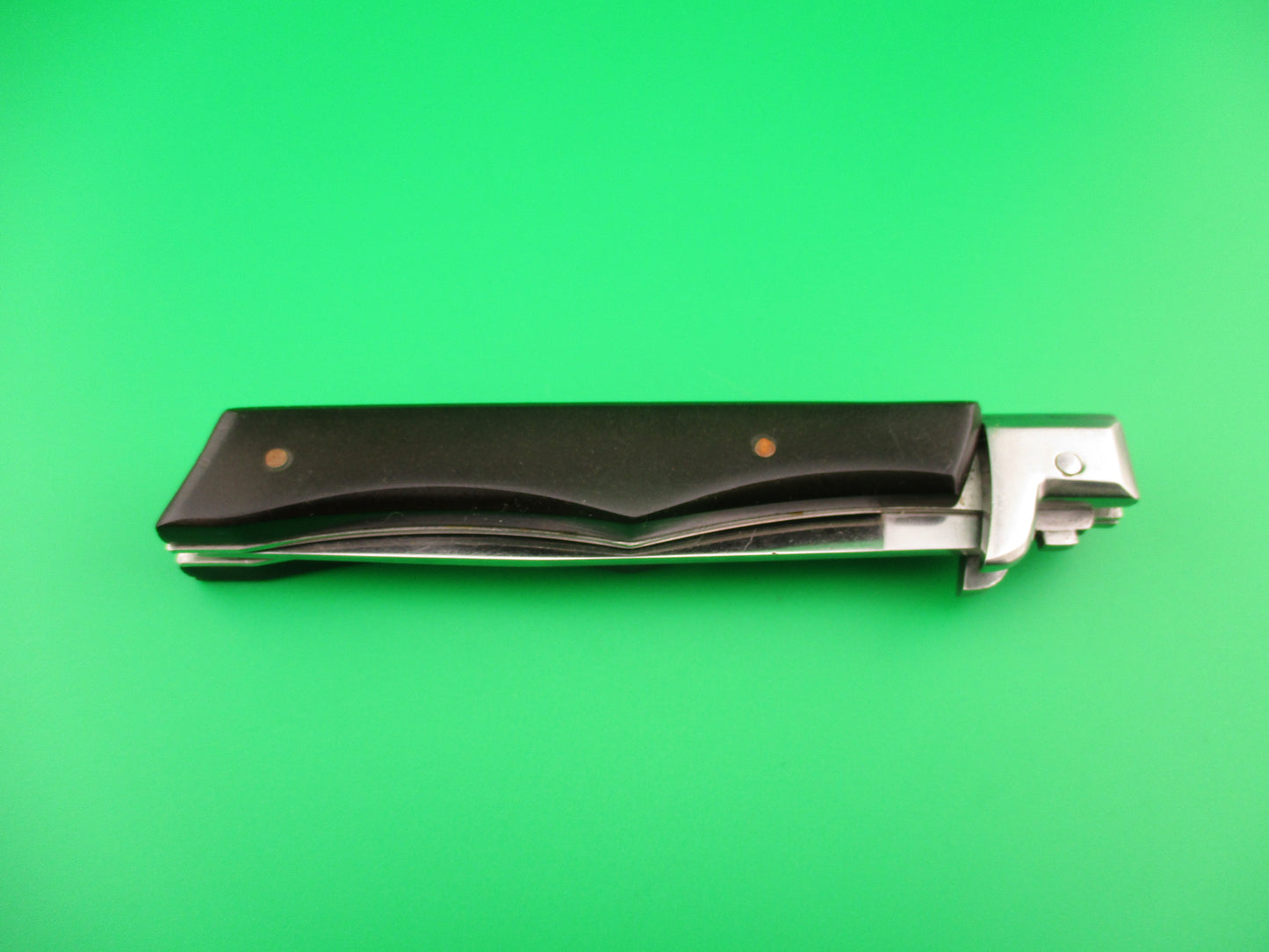 RPK 24cm Russian Prison Knife SHARK Swivel bolster Black & silver automatic knife