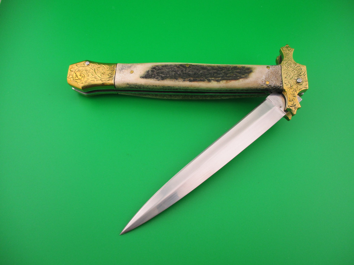 Custom Medieval 34cm Dagger Brass bolster Stag Hand Made Automatic knife