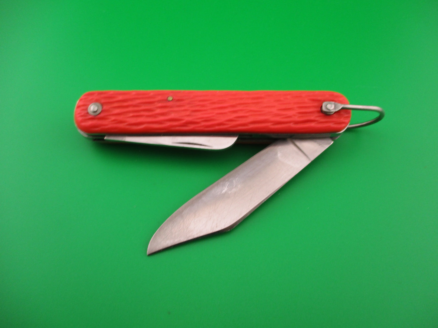 Schrade Walden MC1 Orange military paratrooper switchblade knife used by NASA