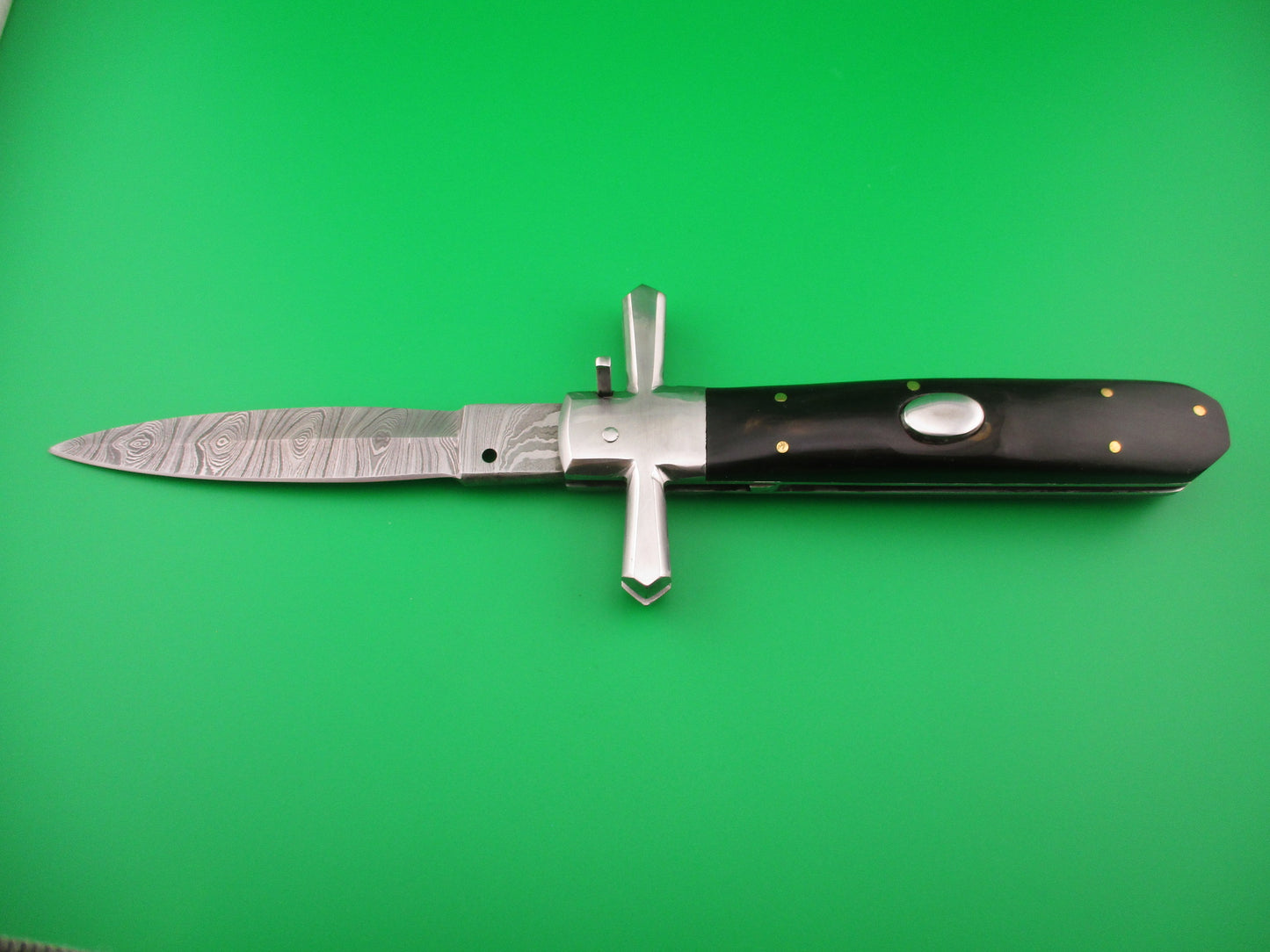 Custom Cross Guard 26cm Hand made Damascus Dagger Horn Oval button automatic knife