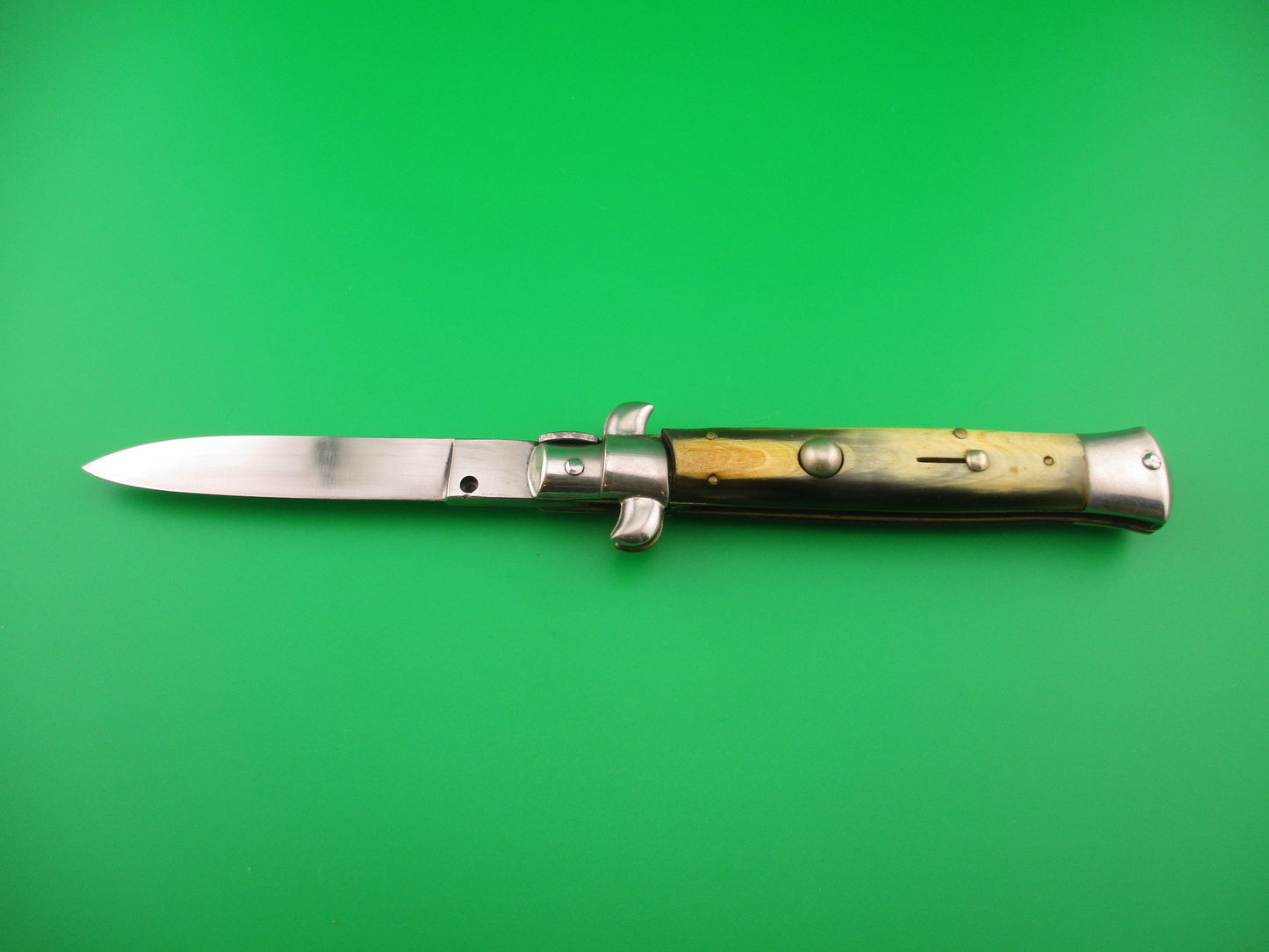 Rostfrei (slant) 21cm Italian Swivel bolster Flat grind genuine horn automatic knife