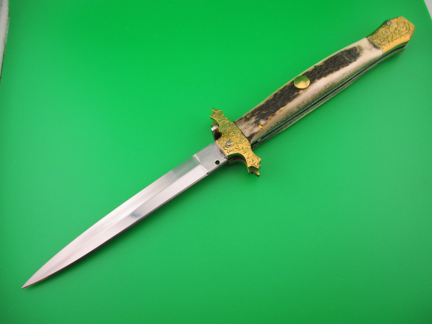 Custom Medieval 34cm Dagger Brass bolster Stag Hand Made Automatic knife