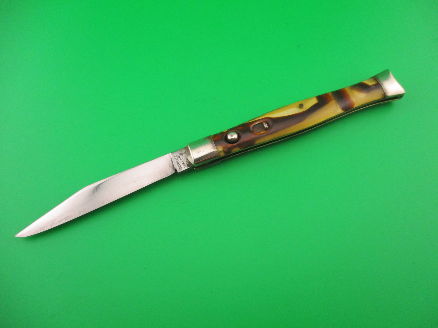 SCHRADE WALDEN #151 Fishtail Butter & Molasses celluloid Vintage automatic knife