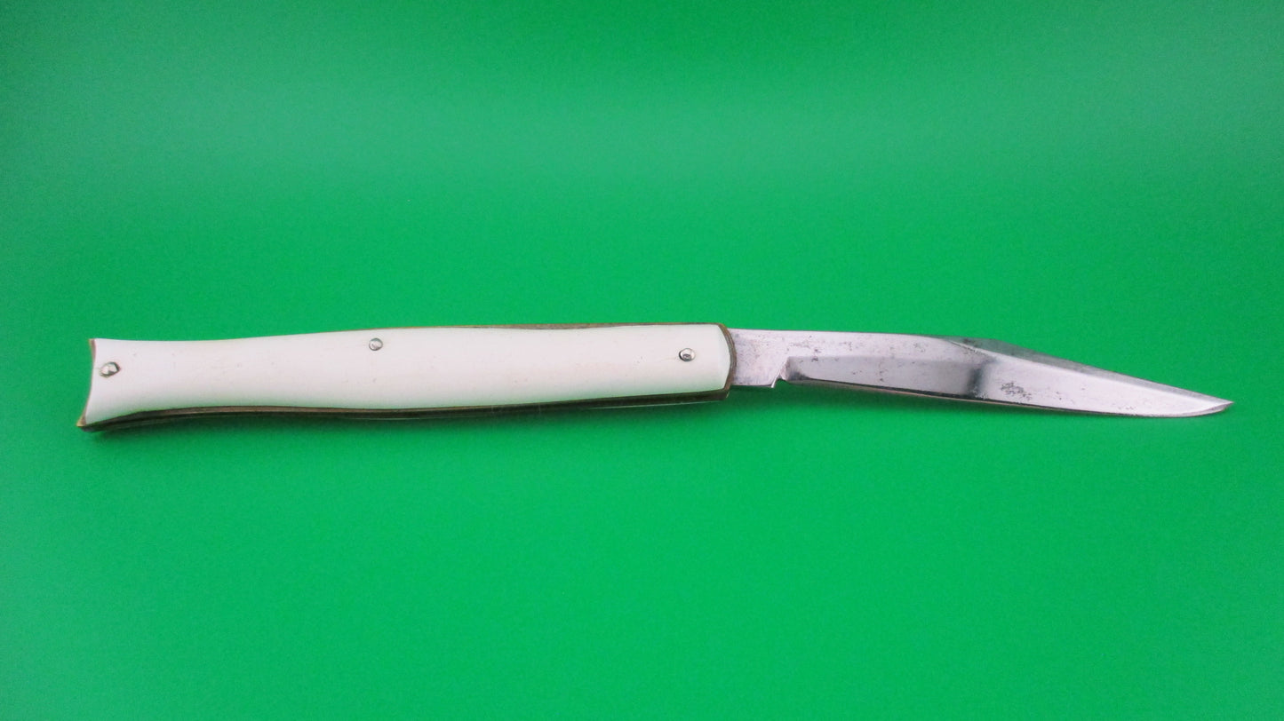 Edgemaster Fishtail 1950s White synthetic handles vintage switchblade