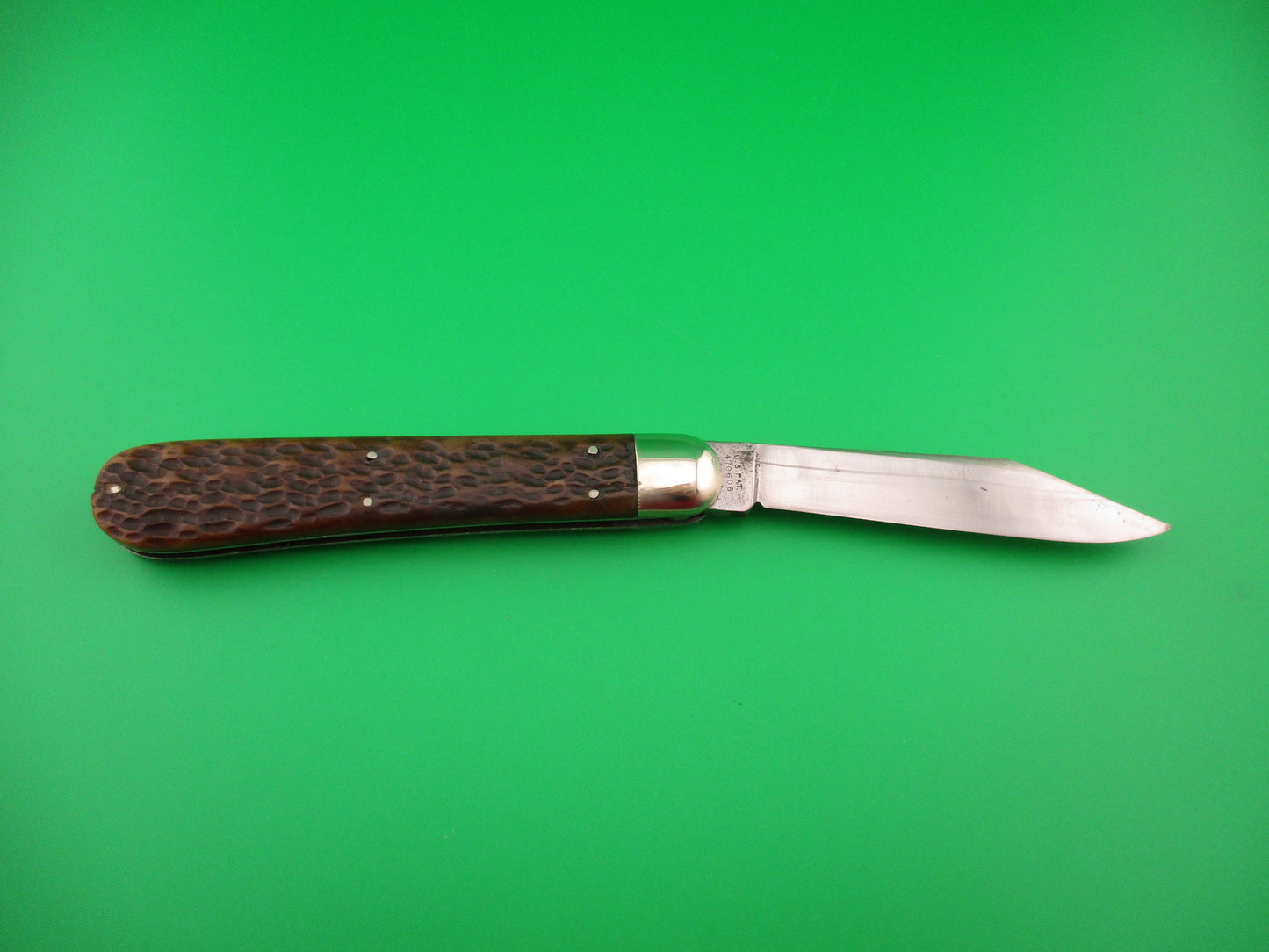 Press Button Knife Co #1000 INVINCIBLE antique bone handled switchblade knife