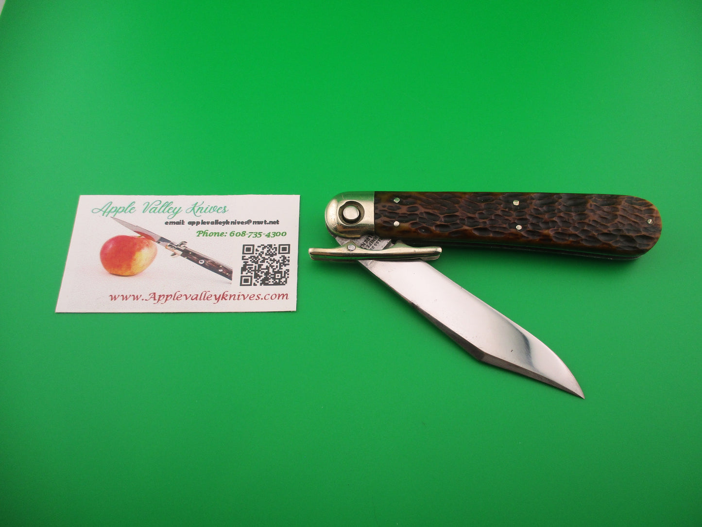 PRESS BUTTON KNIFE CO #1005 the VICTOR Antique switchblade knife
