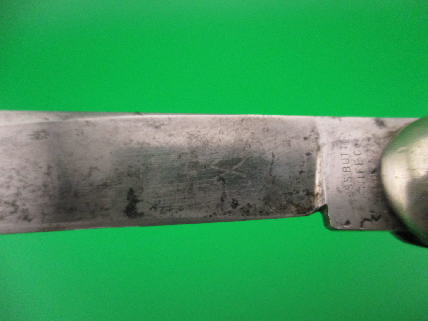 Press Button Knife Co #1000 INVINCIBLE antique switchblade knife w Etch