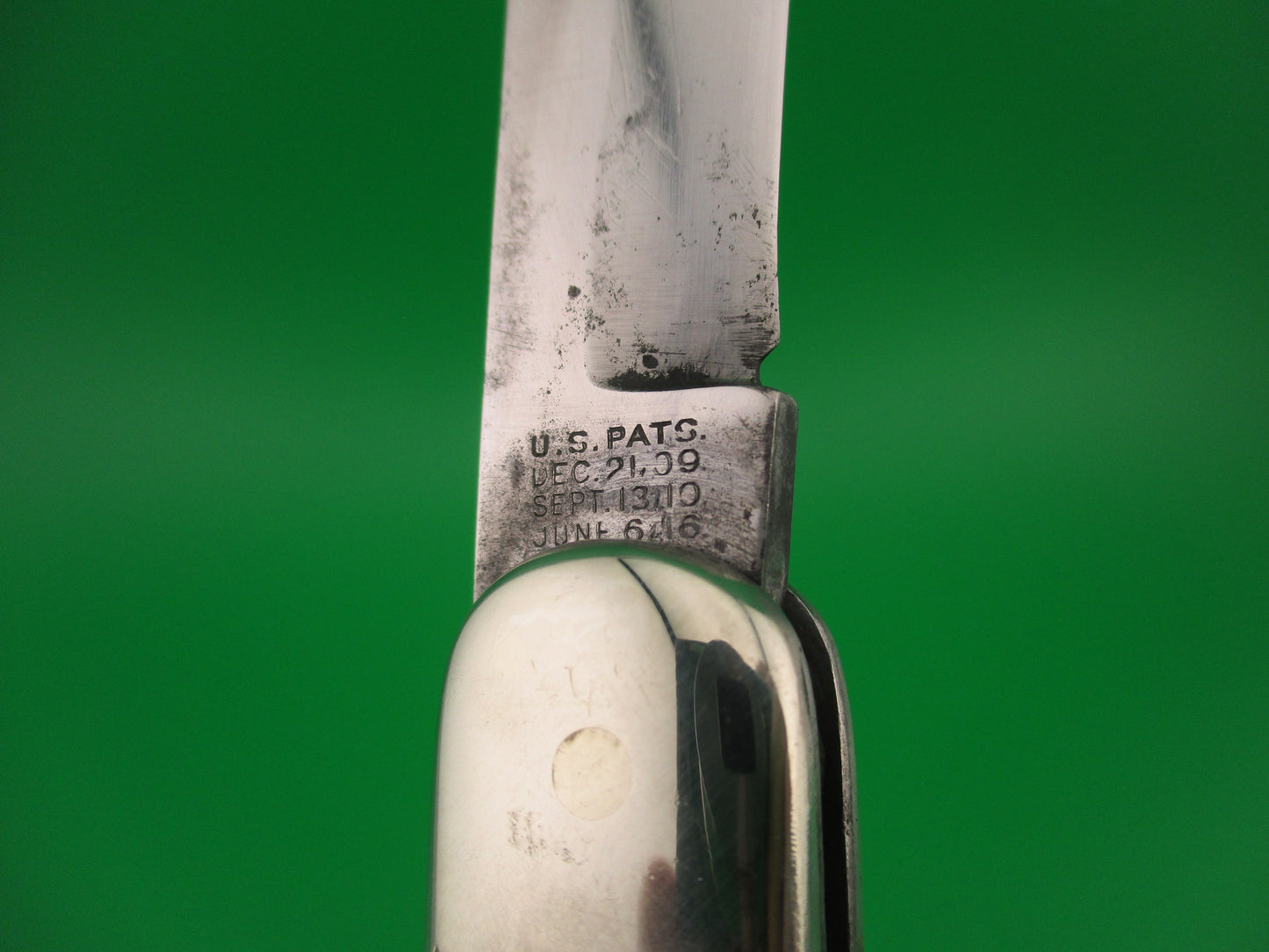 SCHRADE CUT CO 1613 3/4 Hunting Knife Saber Grind light bone vintage switchblade
