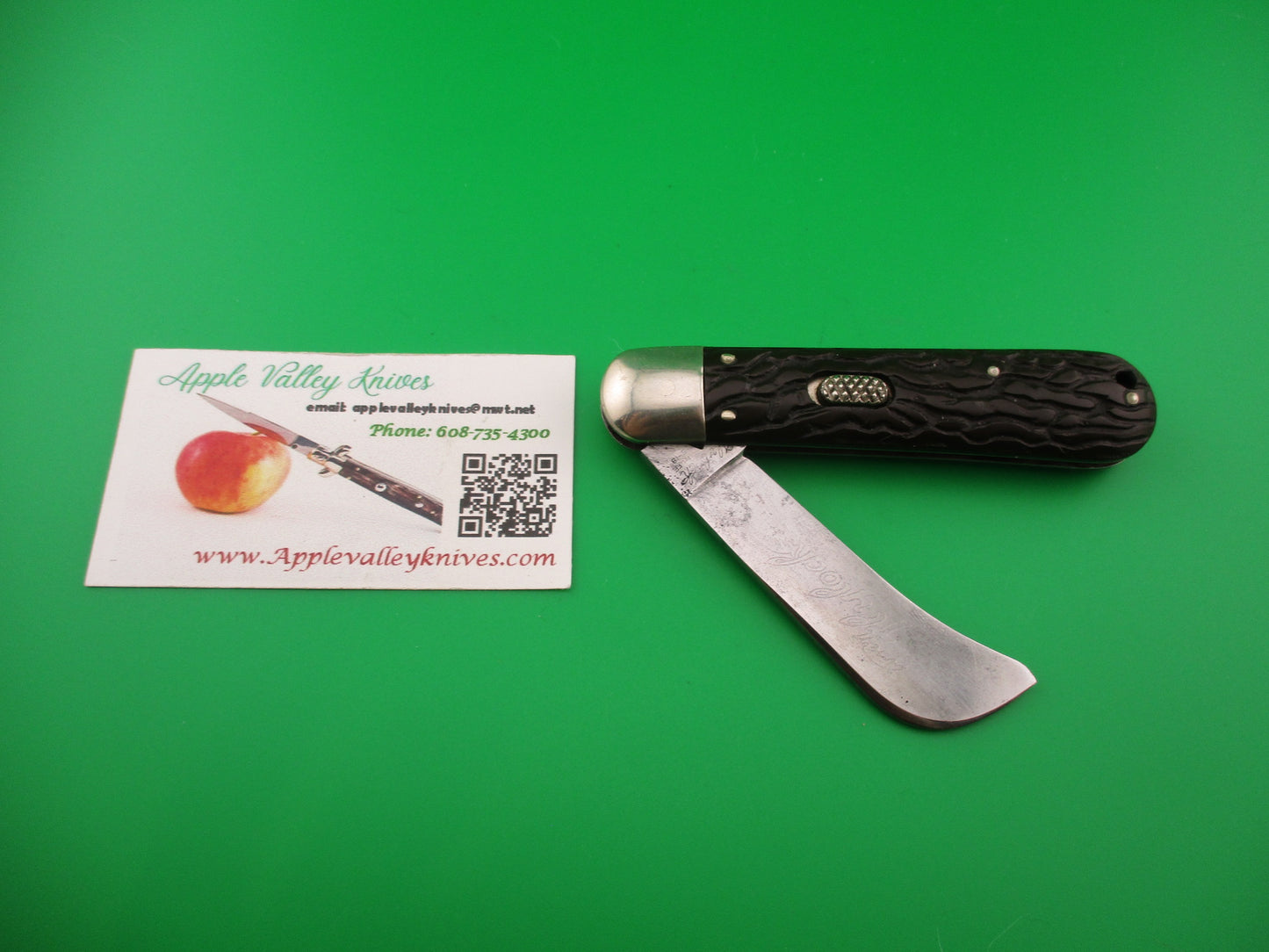 Flylock Scout Hawkbill Black Wormgroove switchblade knife etched blade
