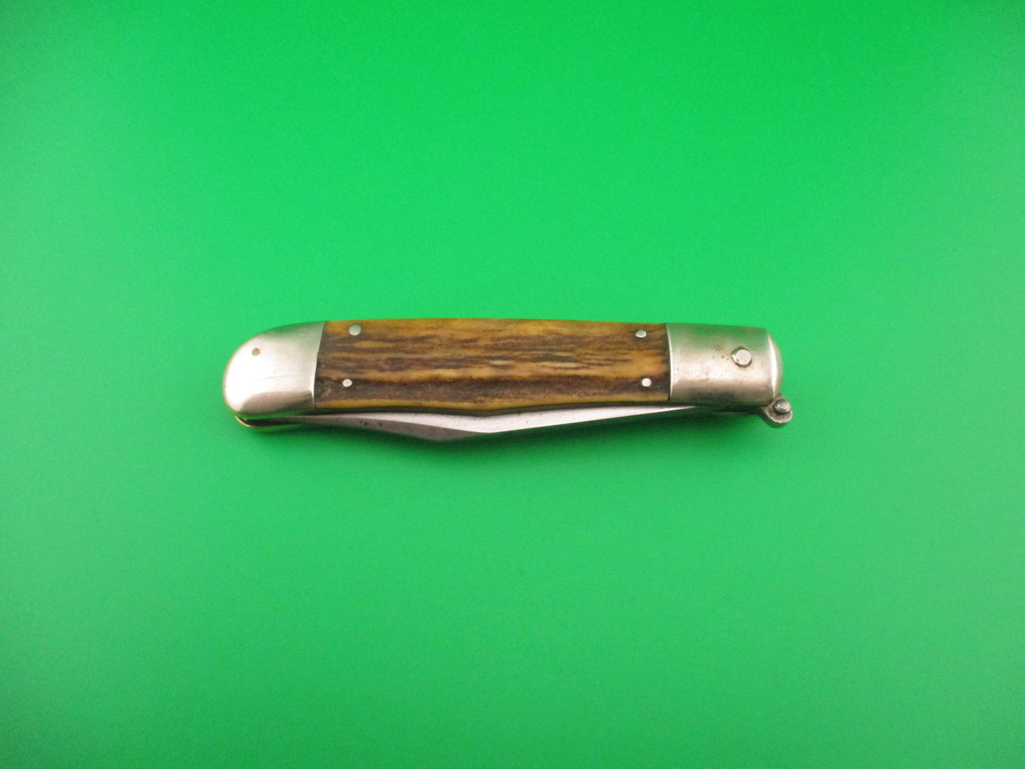 KA-BAR #21105 Lever Stag 1940s vintage switchblade knife