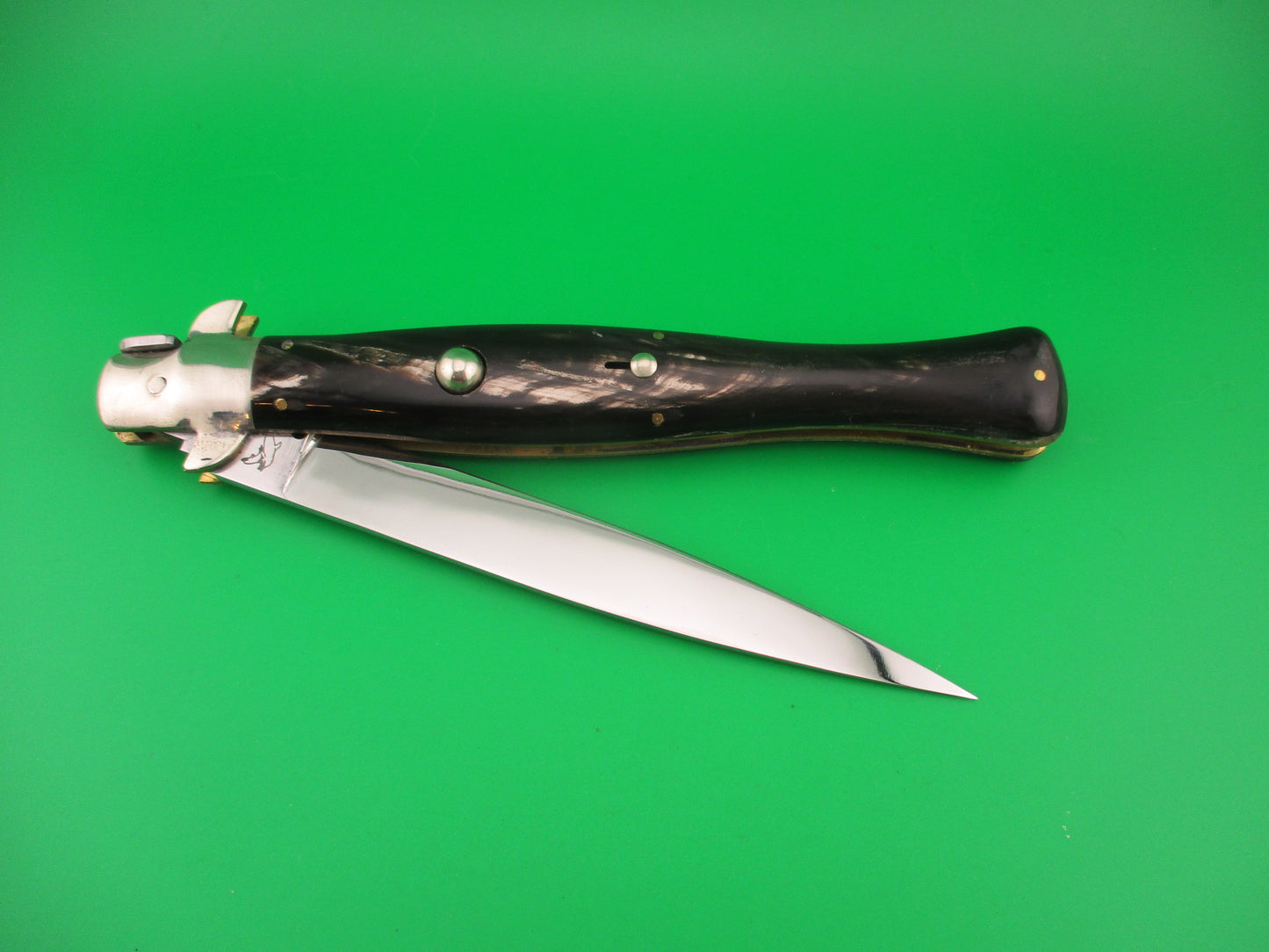 AROSA MANIAGO ITALY DM 33cm Italian Picklock Wasp body Black & white Horn automatic