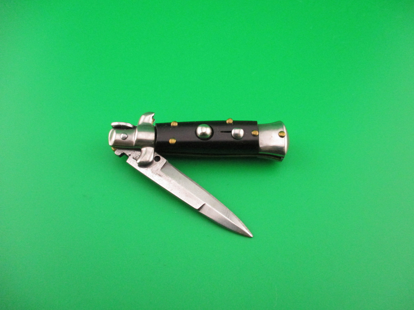 MANIAGO ITALY 12cm Italian Swivel bolster Bayonet Dark horn automatic knife