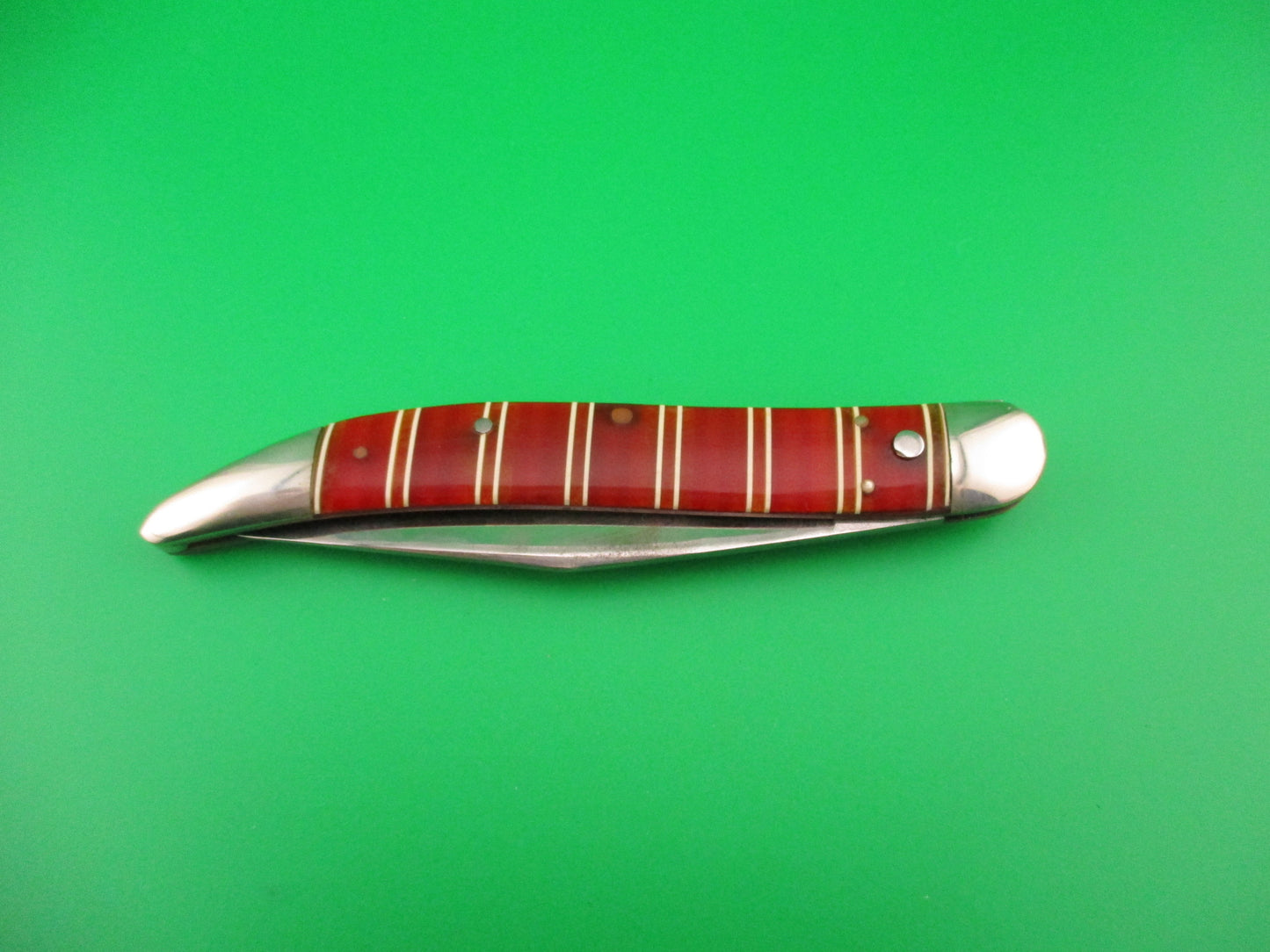 QUEEN JET 25 Candystripe 1950s Vintage Automatic knife Titusville, PA