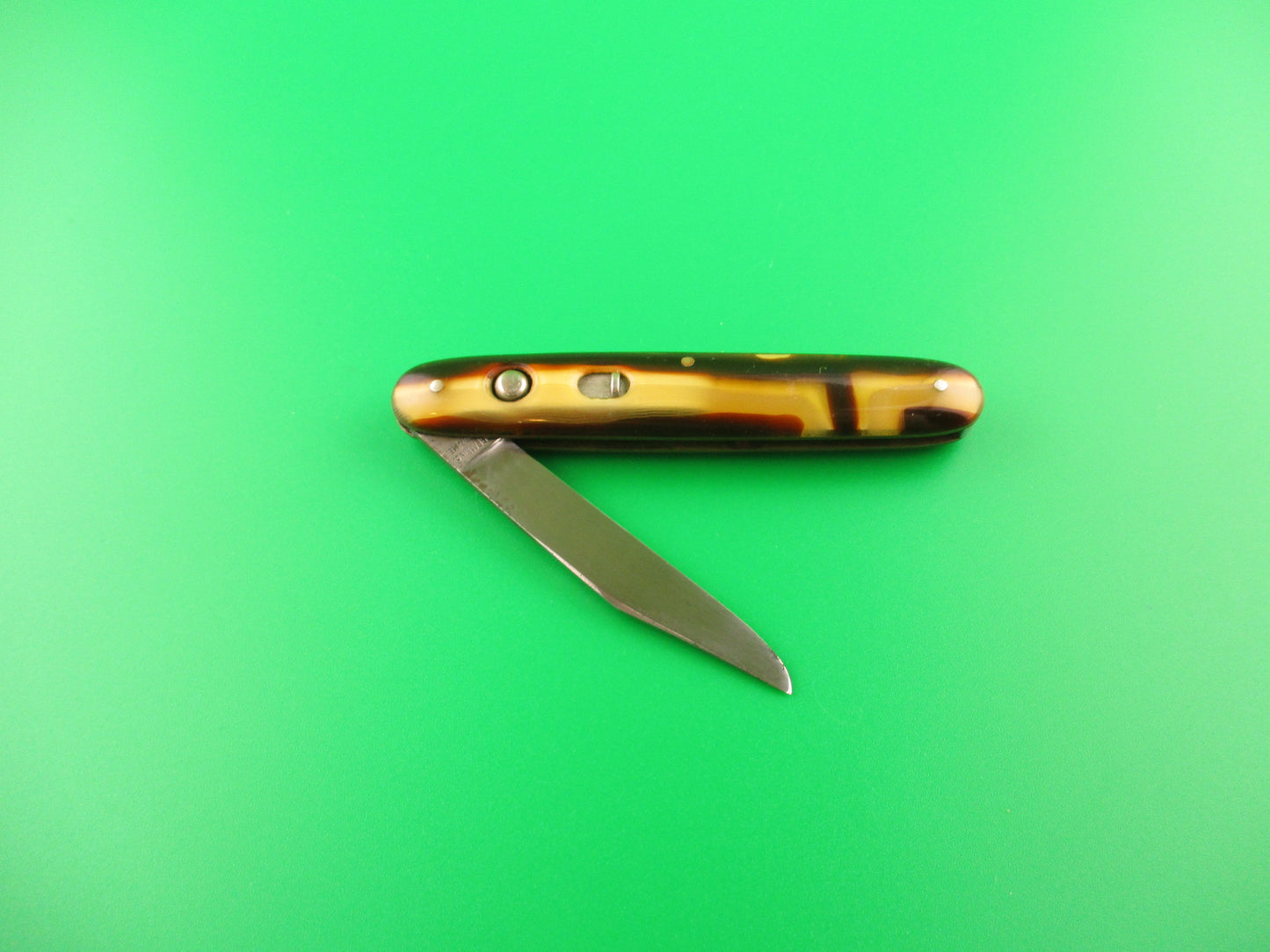 LL Bean Single 3 3/8" Cigar Single Butter & Molasses switchblade & catalog