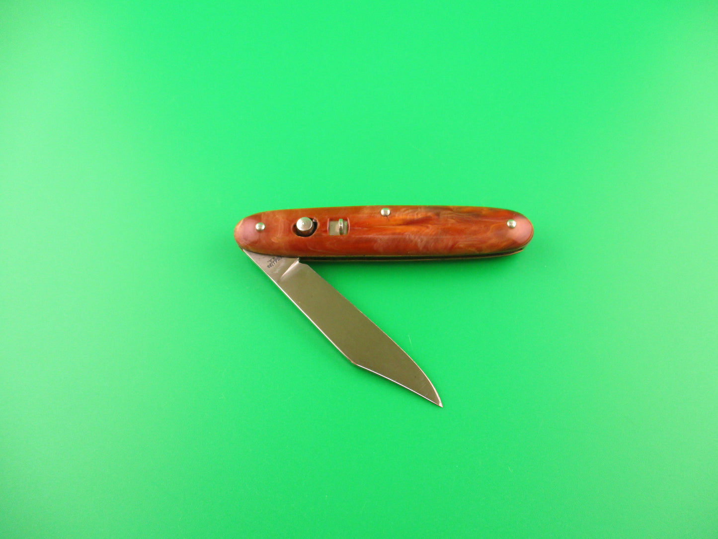 Edgemaster #108 Cigar Jack 1950s Vintage Caramel swirl switchblade knife