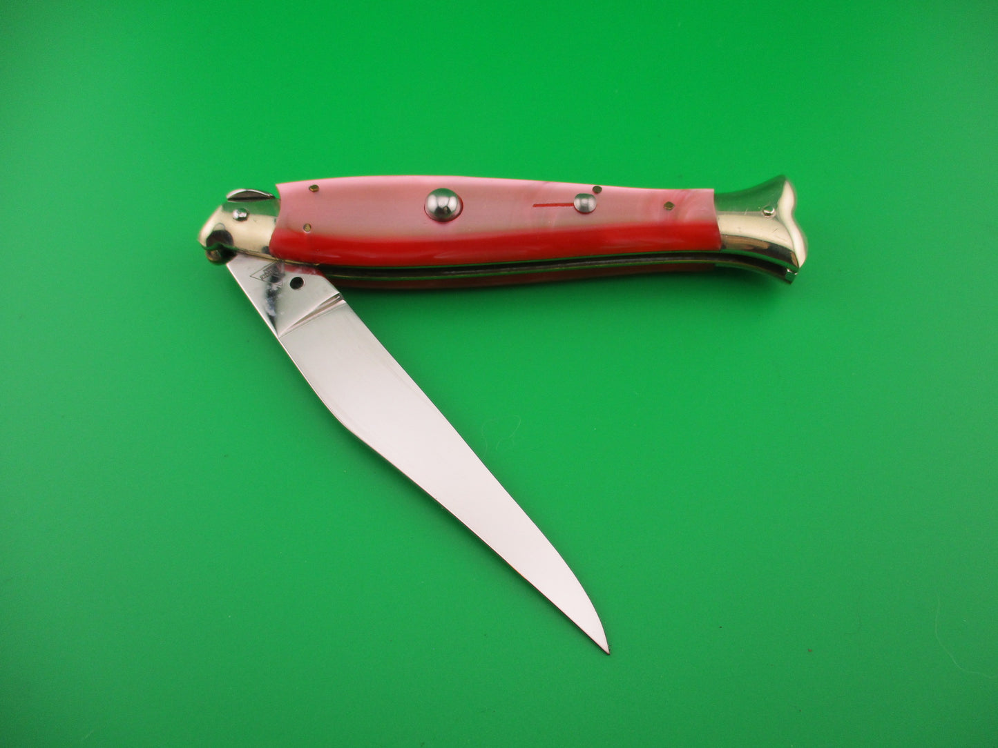 AKC 25cm Italian Picklock Fishtail Pink Pearlex vintage automatic knife