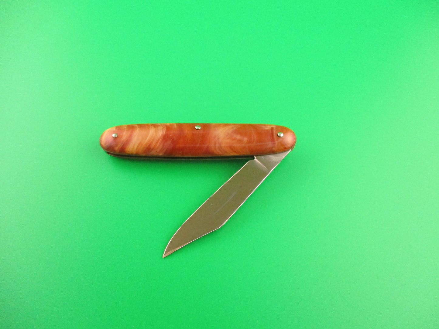Edgemaster #108 Cigar Jack 1950s Vintage Caramel swirl switchblade knife