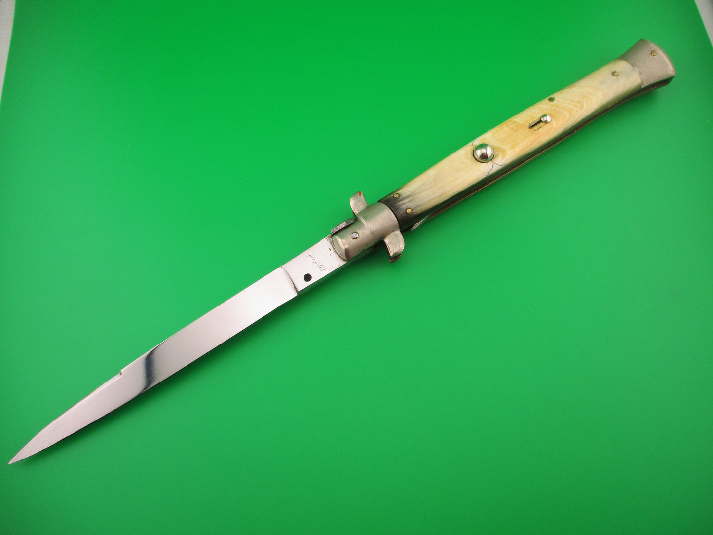 z Rostfrei (slant) 33cm Italian Transitional honey & cream vintage 1960s automatic knife