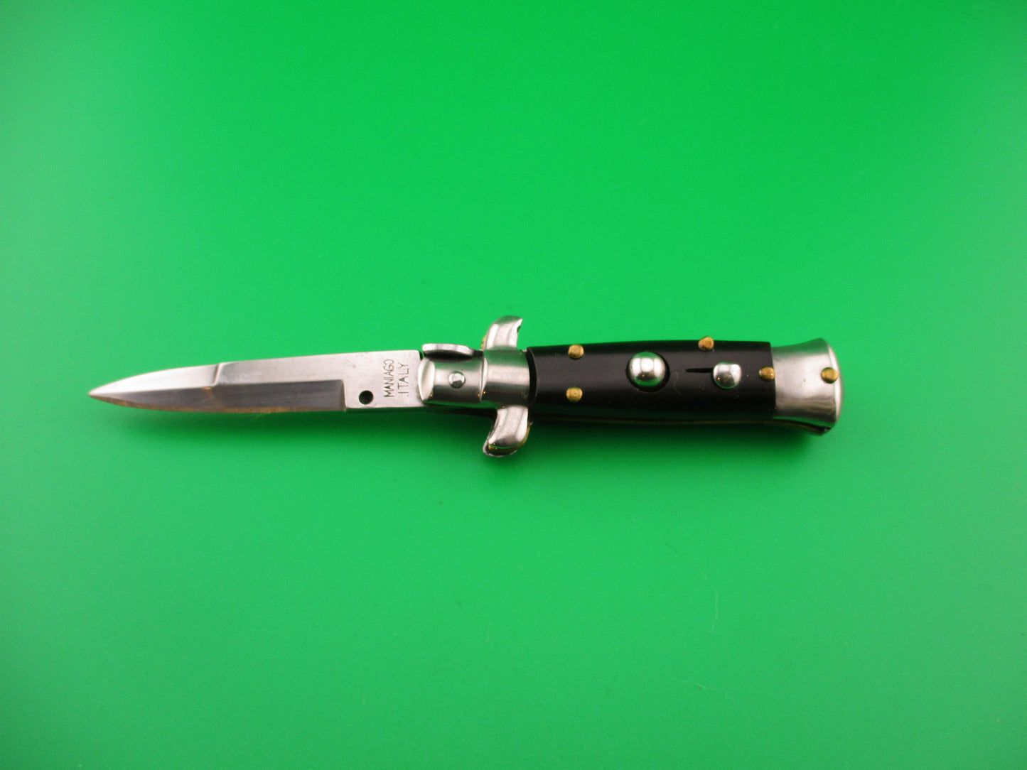 MANIAGO ITALY 12cm Italian Swivel bolster Bayonet Dark horn automatic knife