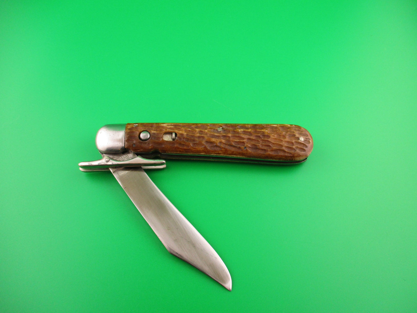 Schrade Cut Co Hunters Pride # G1543 3/4 bone Folding guard switchblade knife