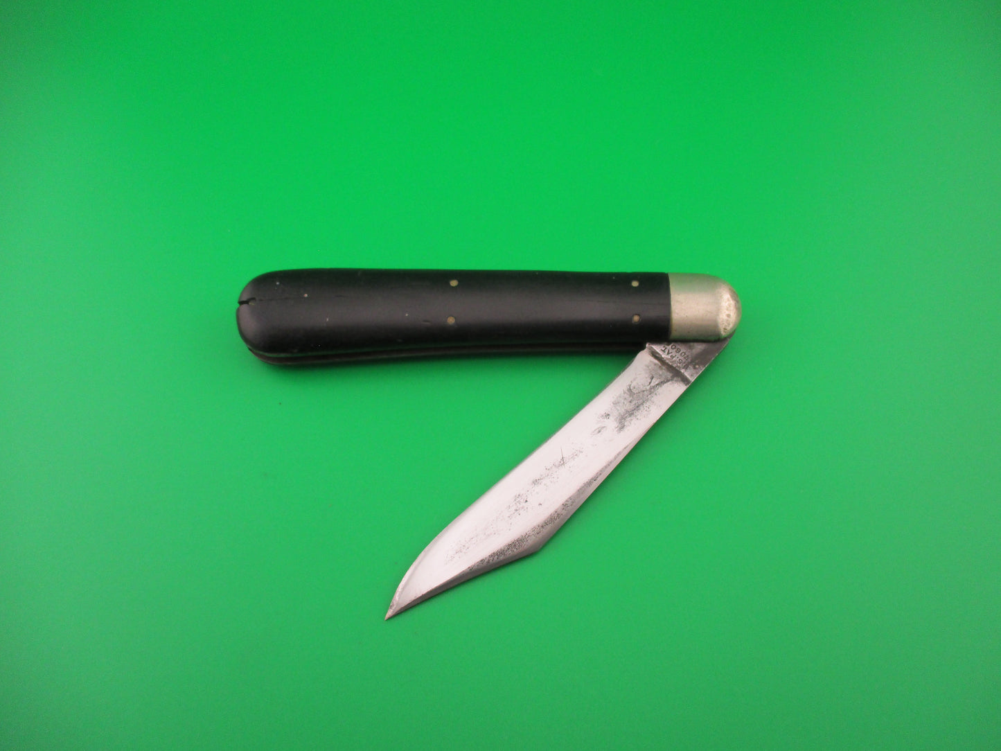 Press Button Knife Co #1000 INVINCIBLE antique Rare EBONY handled switchblade knife