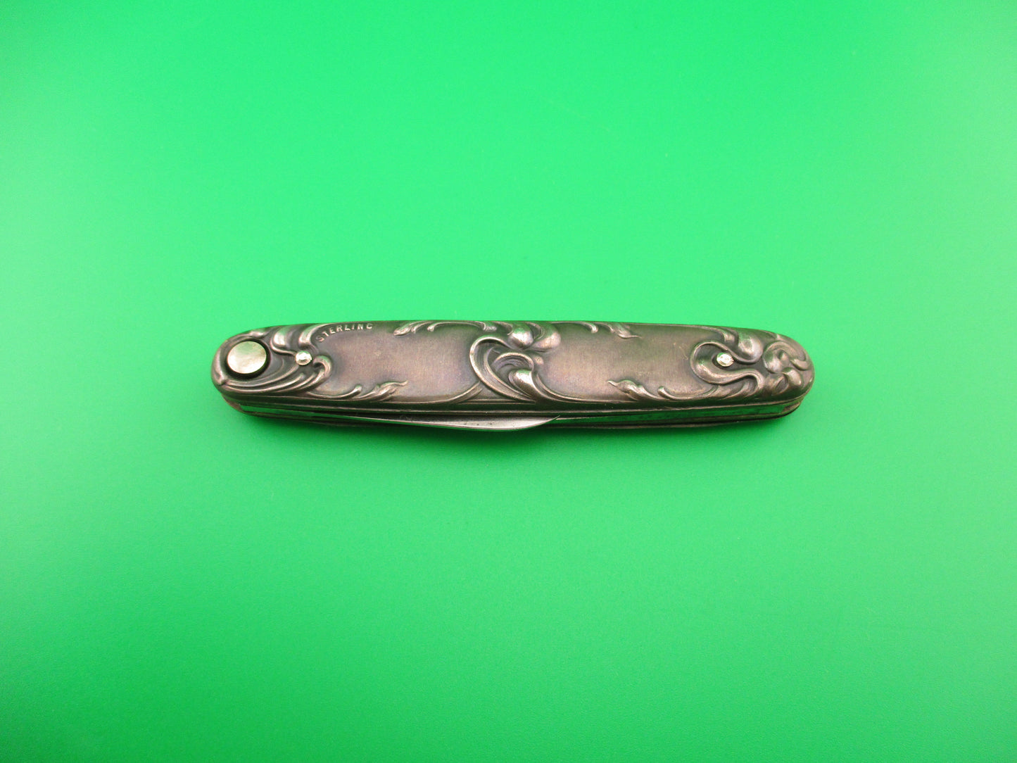 z PRESS BUTTON KNIFE CO Sterling Silver Embossed Swirls antique automatic knife
