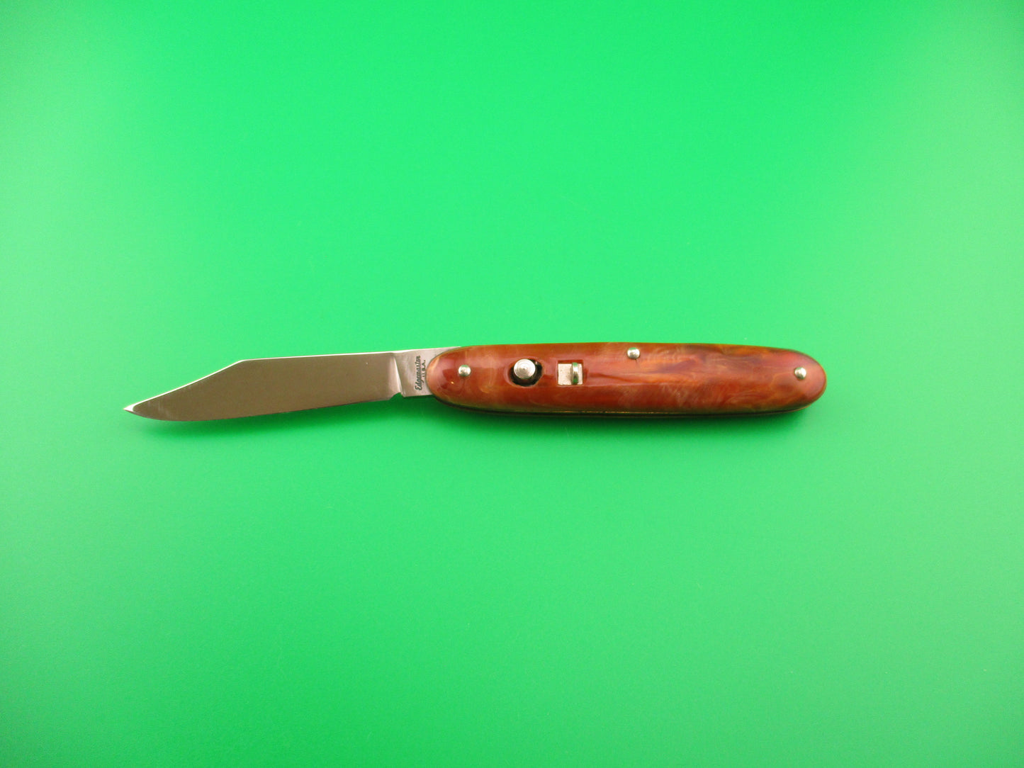 Edgemaster #108 Cigar Jack 1950s Vintage Caramel swirl switchblade knife