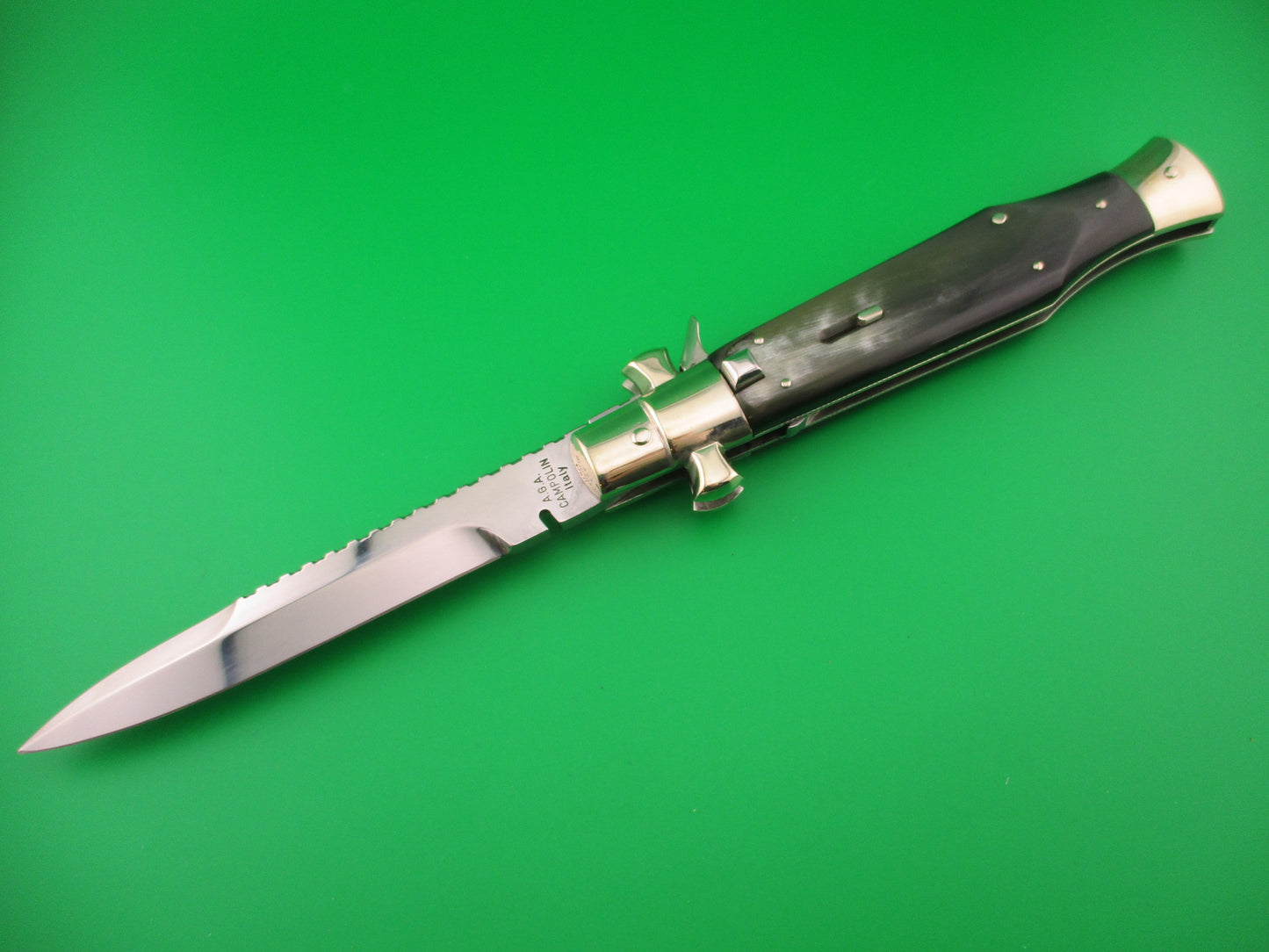 AGA CAMPOLIN 29cm Italian BLACK WIDOW Fulcrum Wasp Square button Green horn automatic knife