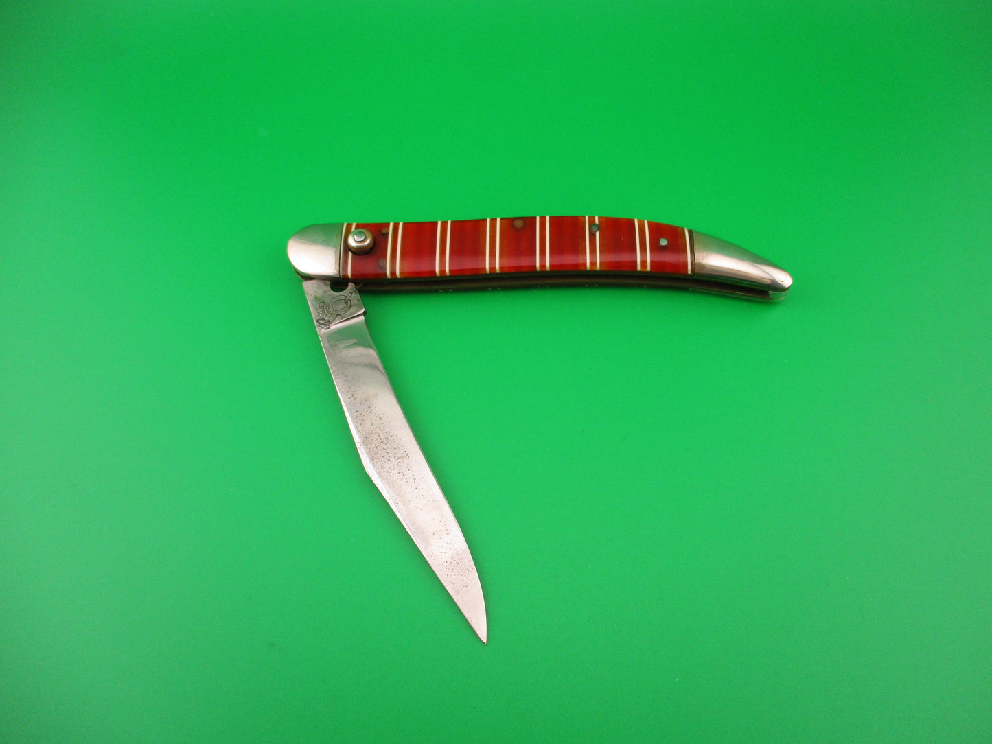 QUEEN JET 25 Candystripe 1950s Vintage Automatic knife Titusville, PA