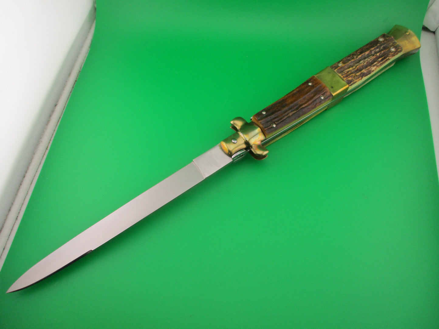Rostfrei Elephant 18 inch (45cm) Italian Stiletto Stag & Brass automatic knife