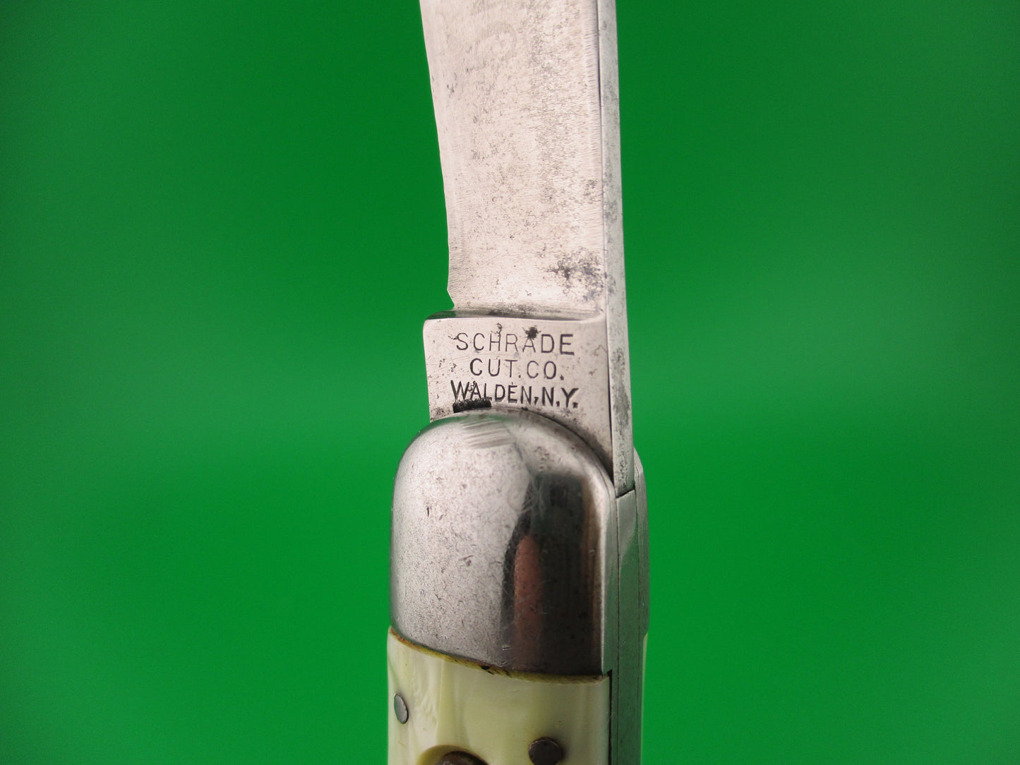 SCHRADE CUT CO FOREST KING Marine Pearl Vintage Hunter Automatic knife Etch