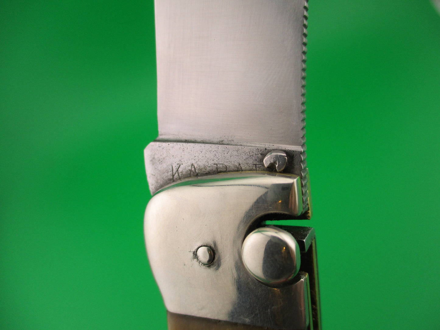 KaBar Large Grizzly Stag #2179 Vintage switchblade knife made USA