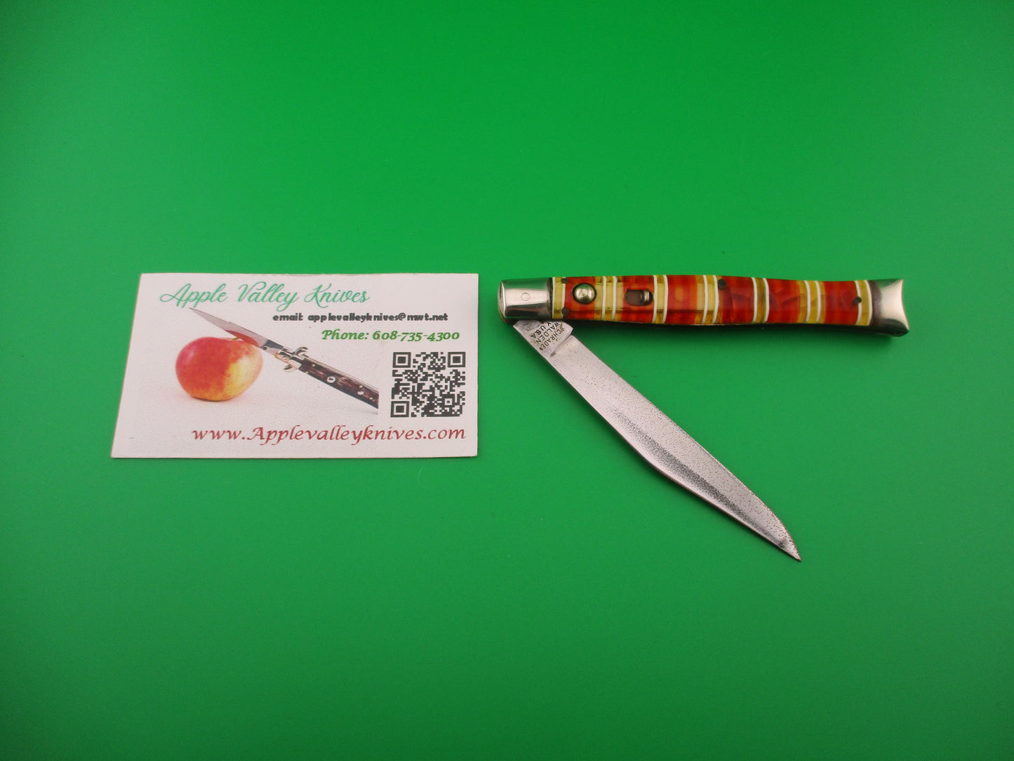 SCHRADE WALDEN Fishtail Candystripe celluloid w/bolsters #151 switchblade knife