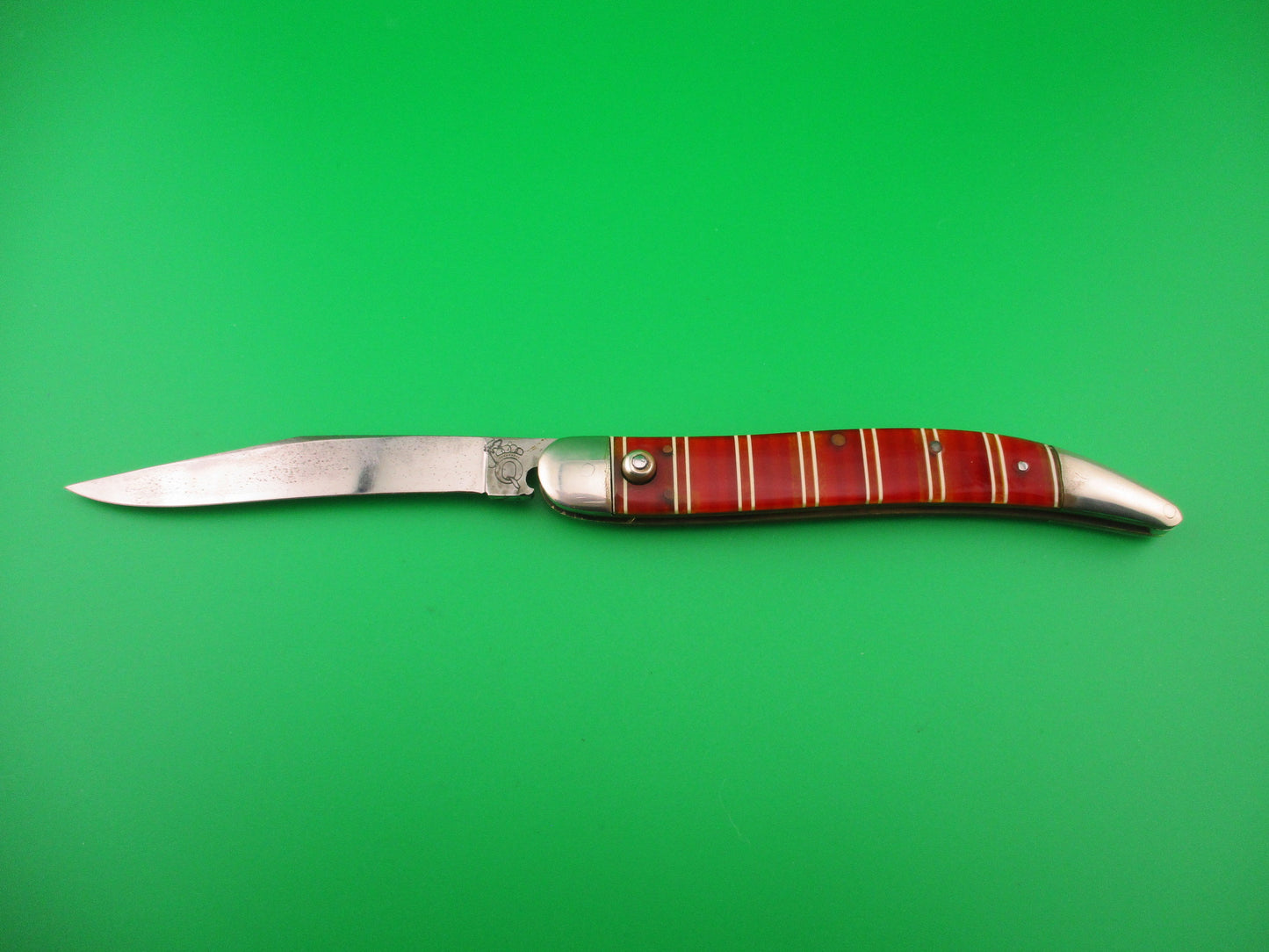 QUEEN JET 25 Candystripe 1950s Vintage Automatic knife Titusville, PA
