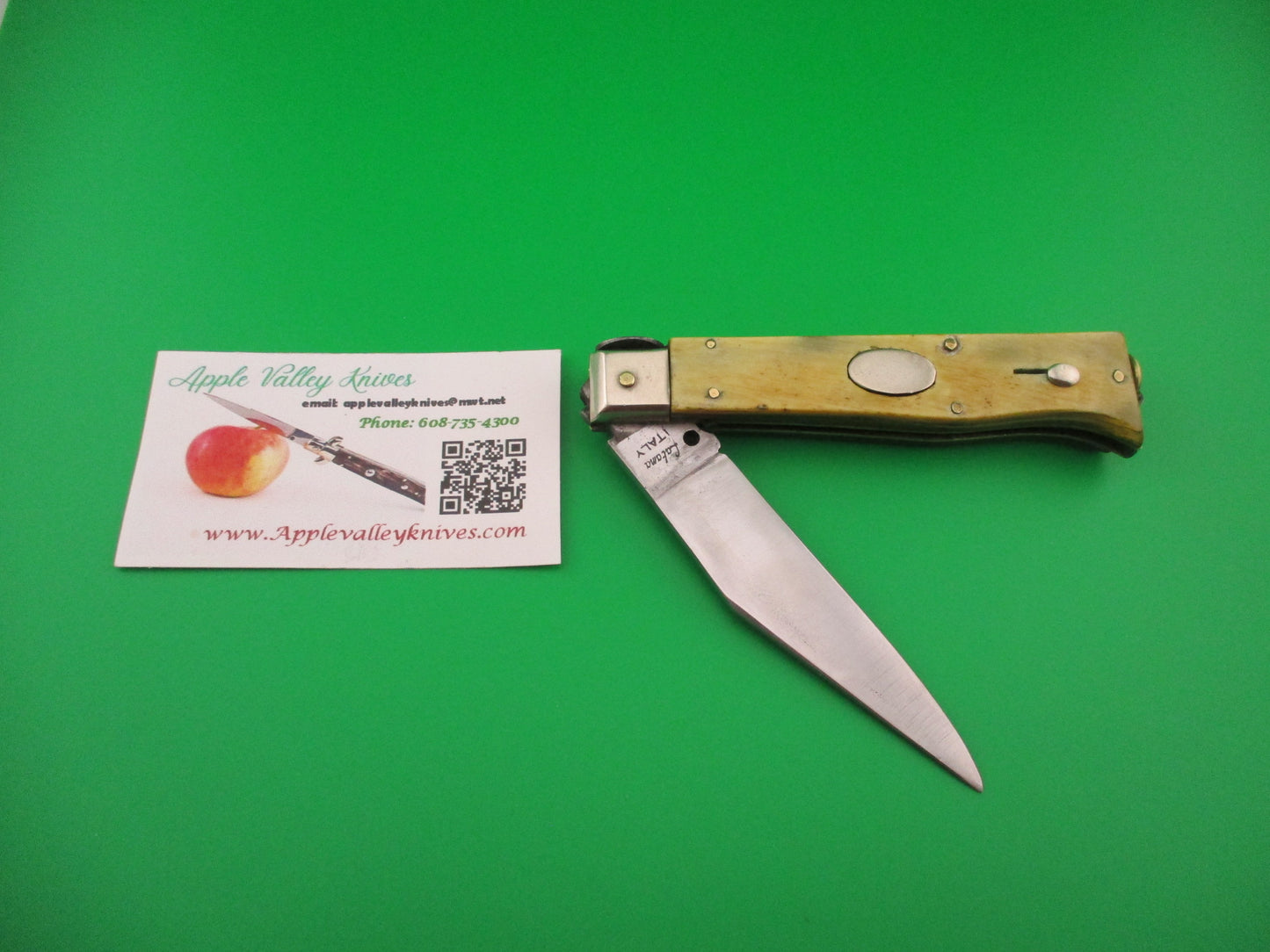 Latama ITALY 22cm Italian Picklock Oval button Camper vintage 1950s automatic knife