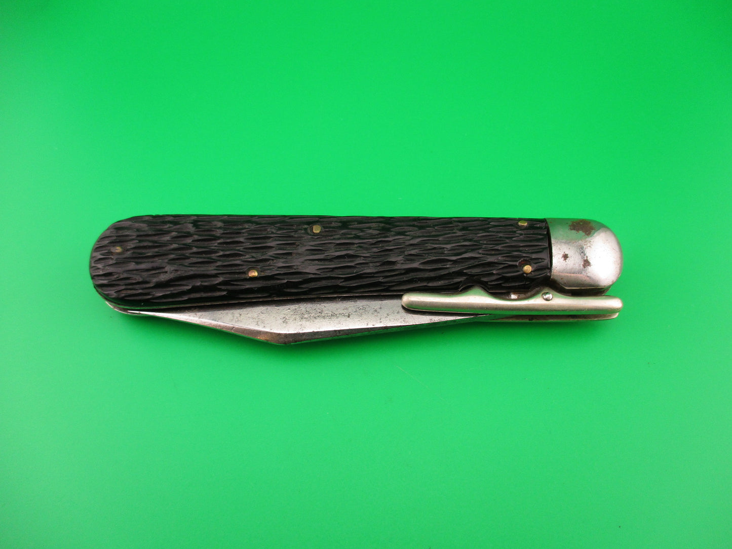 Schrade Walden #153 Hunters Pride Folding guard switchblade knife