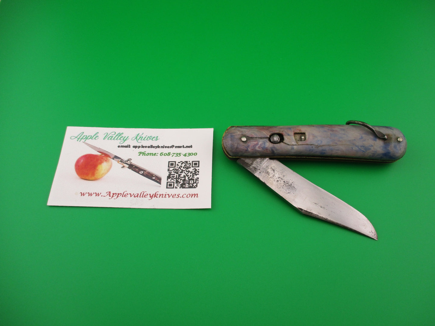 COLONIAL SHUR-SNAP Fatjack Blue Pink swirl vintage 1950s switchblade knife