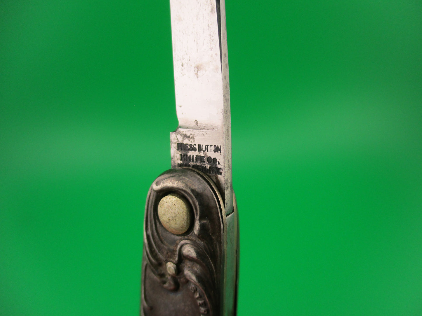 z PRESS BUTTON KNIFE CO Sterling Silver Embossed Swirls antique automatic knife