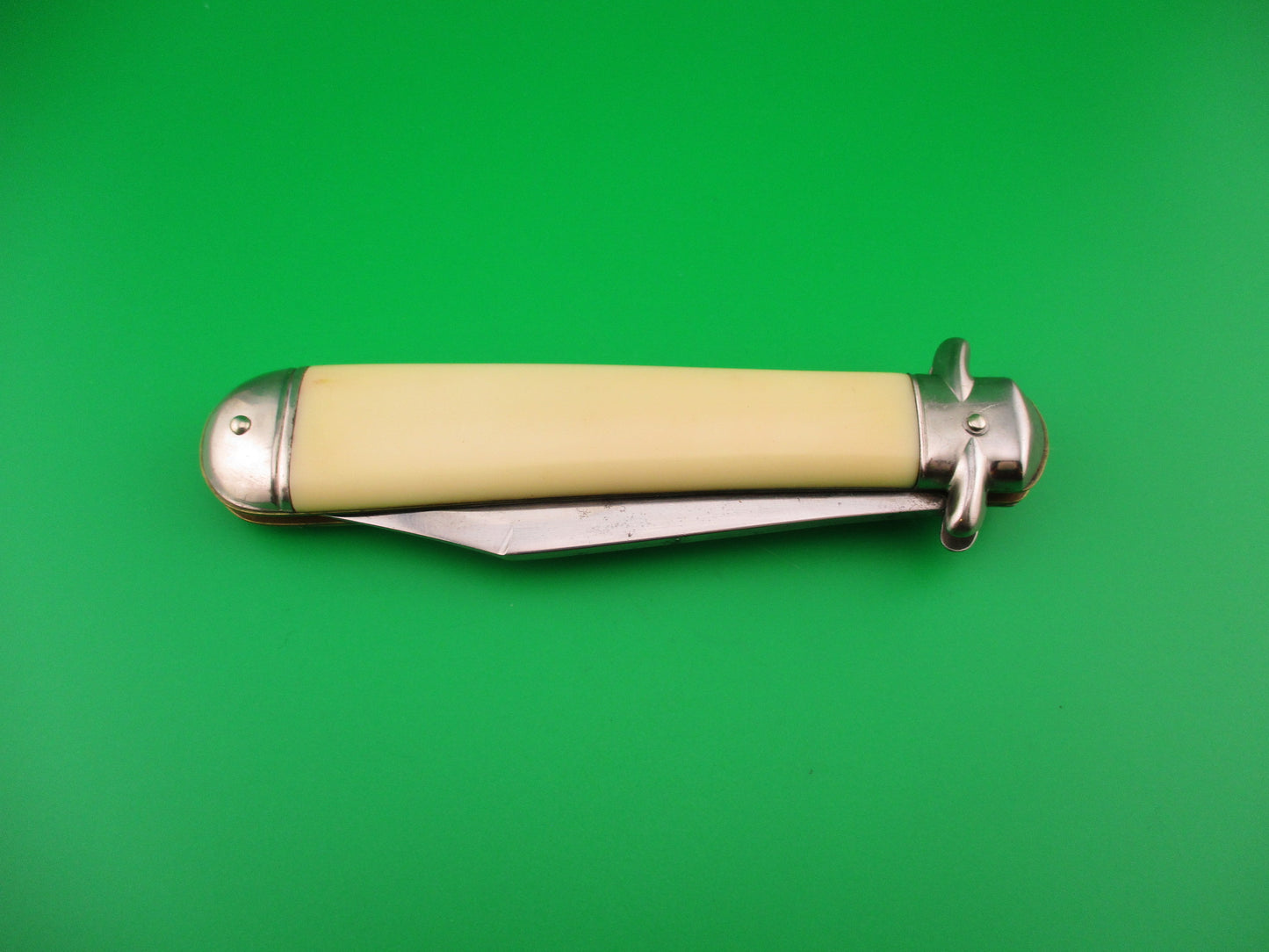 COLONIAL SHUR SNAP JUMBO JACK #3301 Cream automatic knife