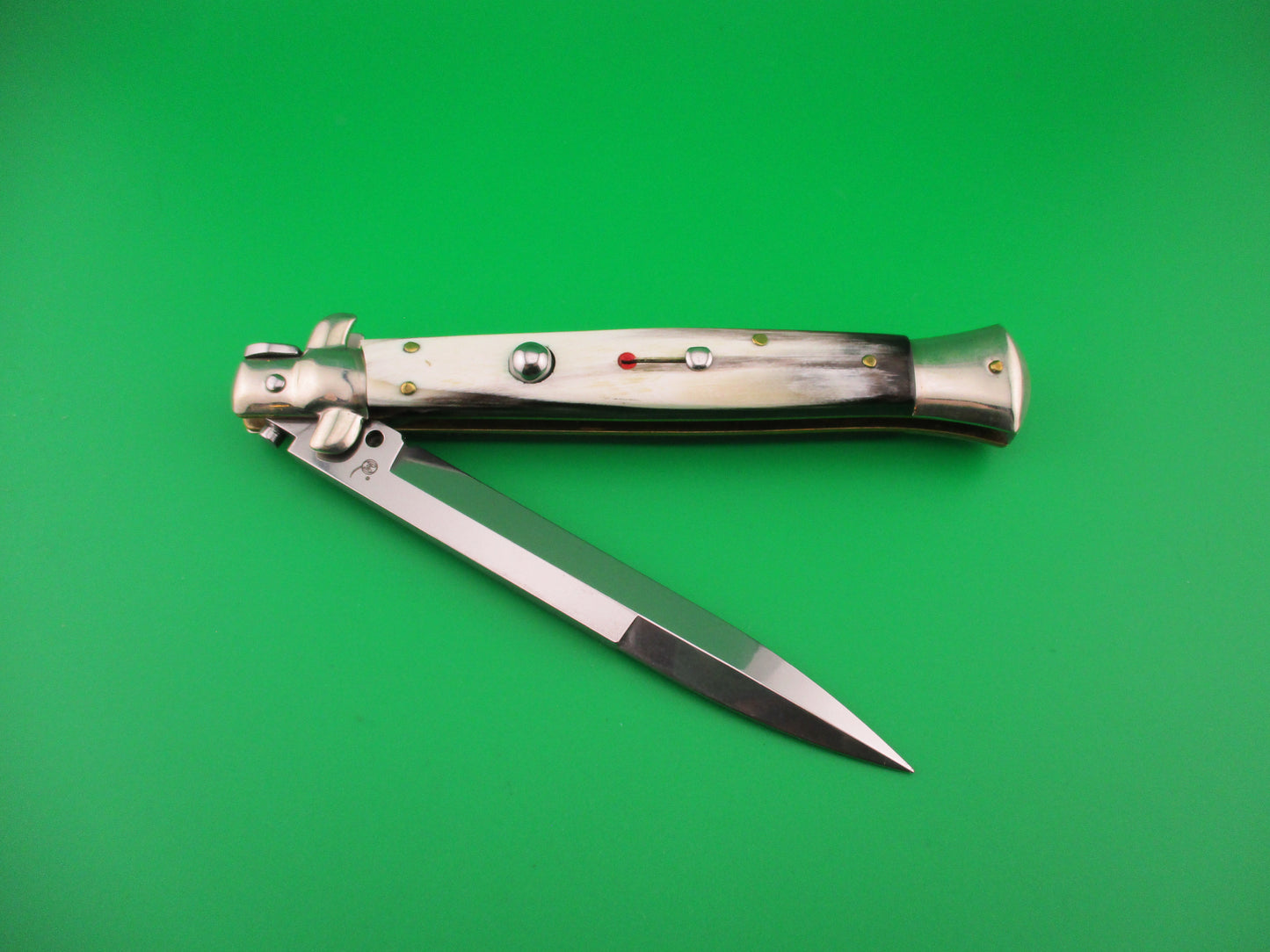 Walts LATAMA Cat 28cm Italian Stiletto Bayonet Blade Skunk horn Limited edition switchblade