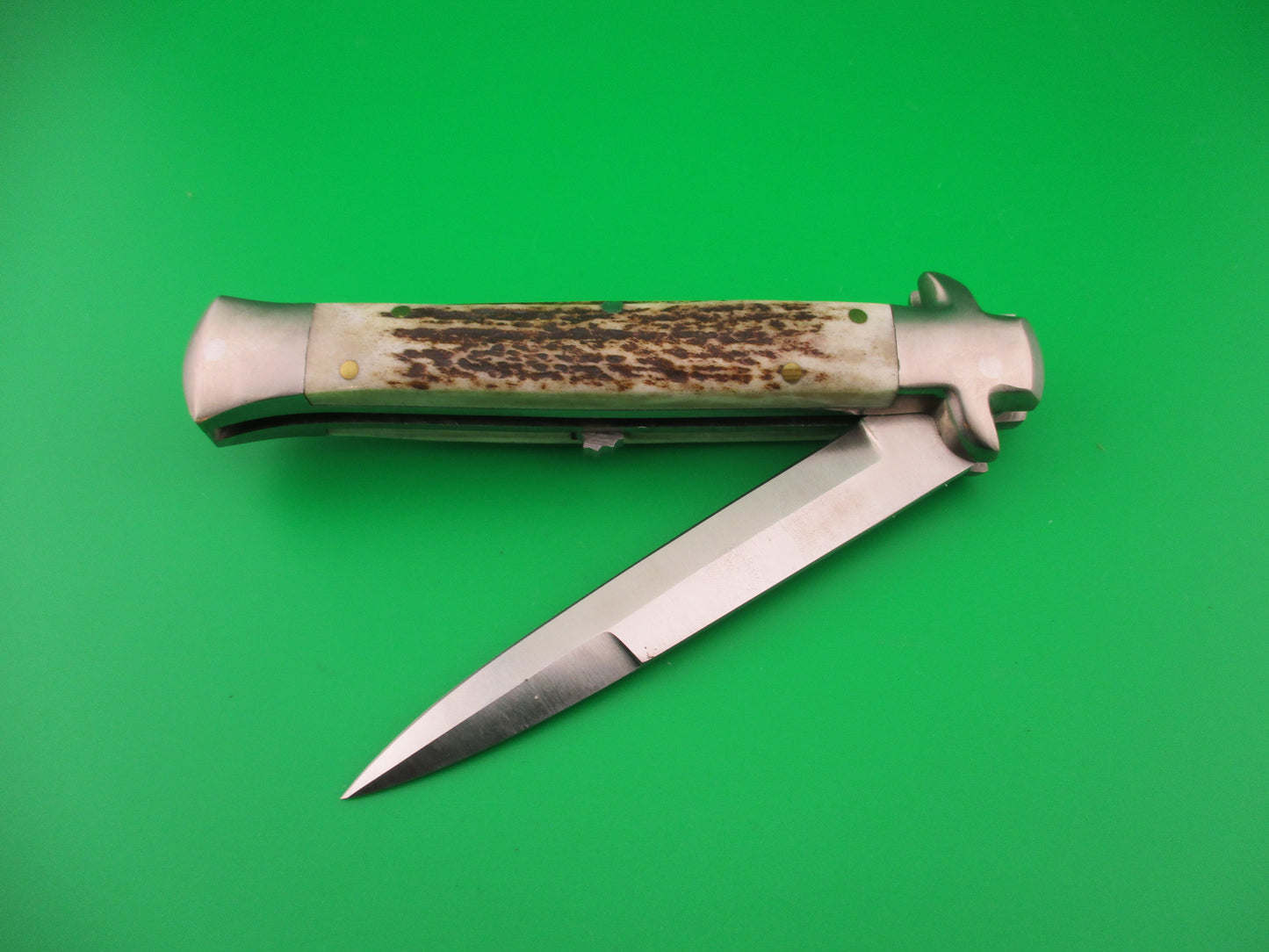 DUE BUOI 23cm Italian Limited edition Titanio 4 of 5 Stag 2012 automatic knife