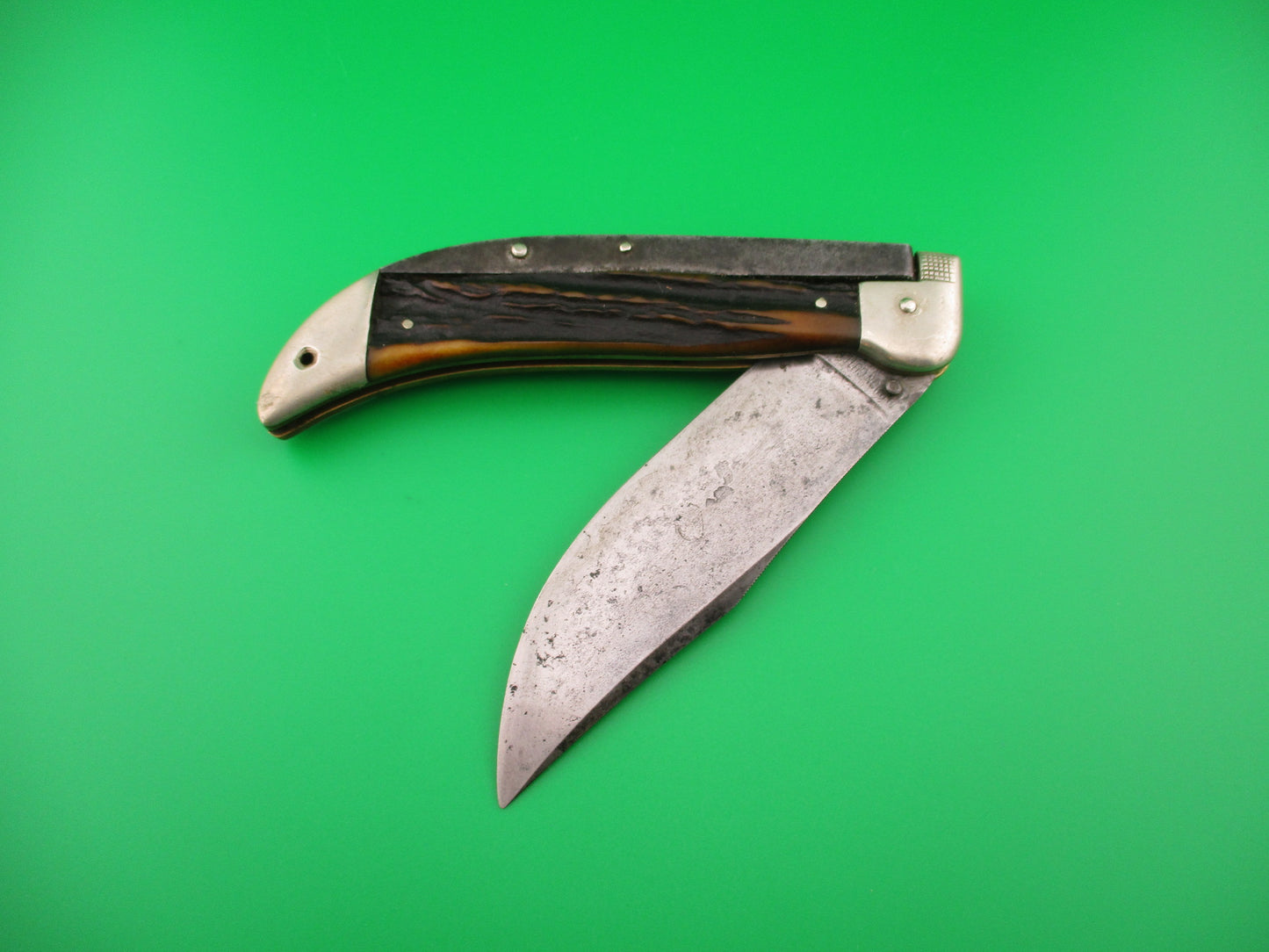 KaBar Grizzly Stag Vintage #2179 switchblade knife