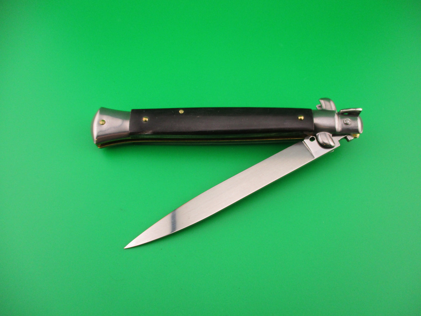 FRANK B ITALY 28cm Italian Swivel bolster Flat grind Horn automatic knife
