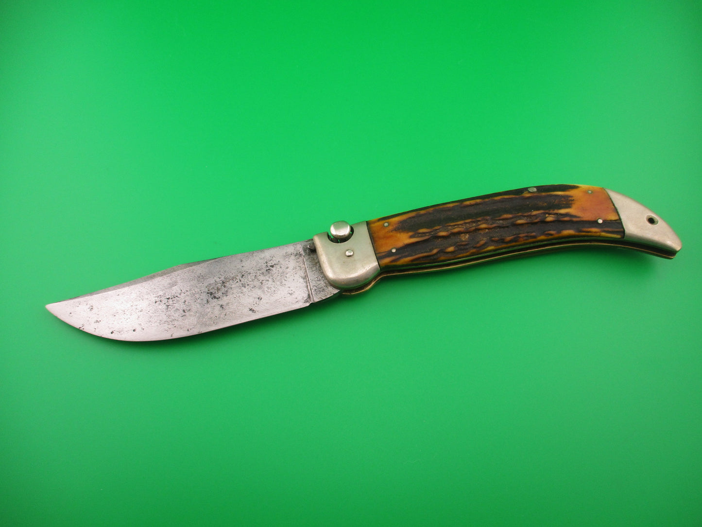 KaBar Grizzly Stag Vintage #2179 switchblade knife
