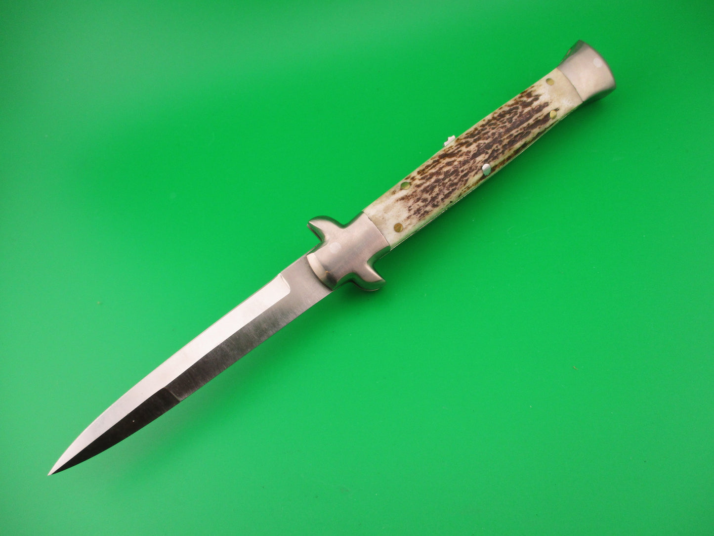 DUE BUOI 23cm Italian Limited edition Titanio 4 of 5 Stag 2012 automatic knife